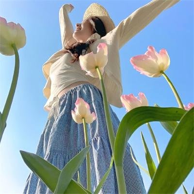 娘娘请自重，我真的不想代替陛下